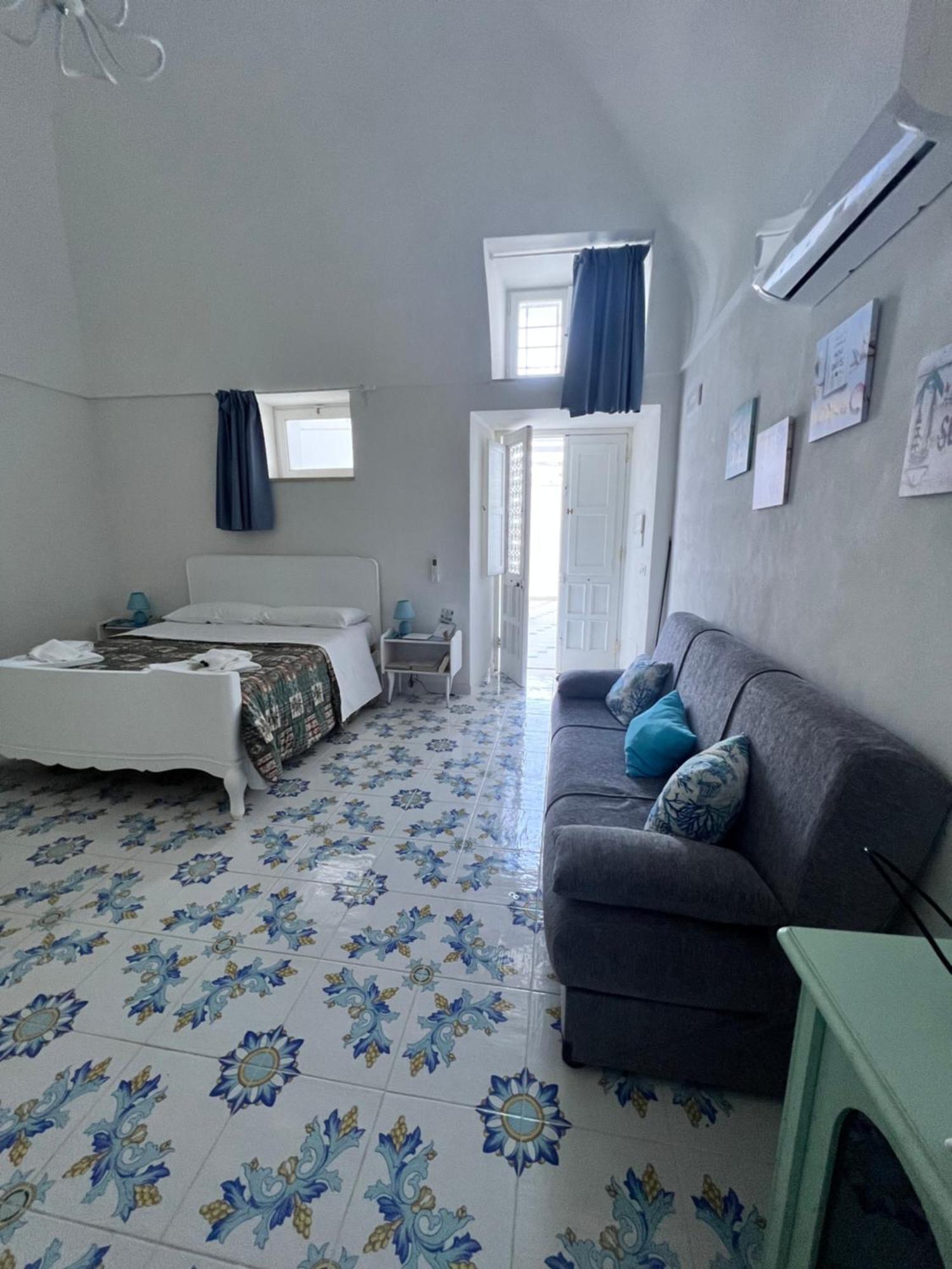 Ferienwohnung Postcard House Vico Equense Exterior foto